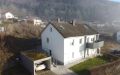 Ansicht mit Garage