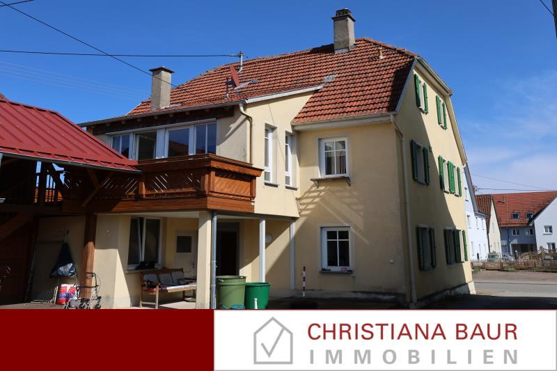 SCHÖNER WOHNEN IM DORF: 2-Familienhaus, Ostdorf