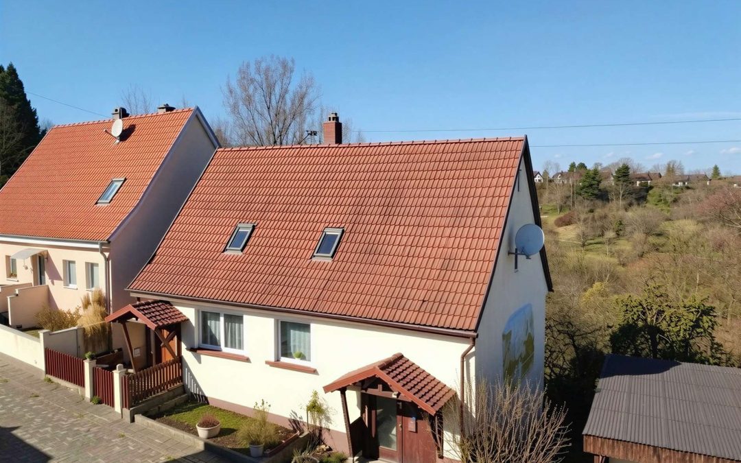 ZWEI WOHNUNGEN ZUR EIGENNUTZUNG ODER VERMIETUNG: 2-Fam.-Haus Rosenfeld