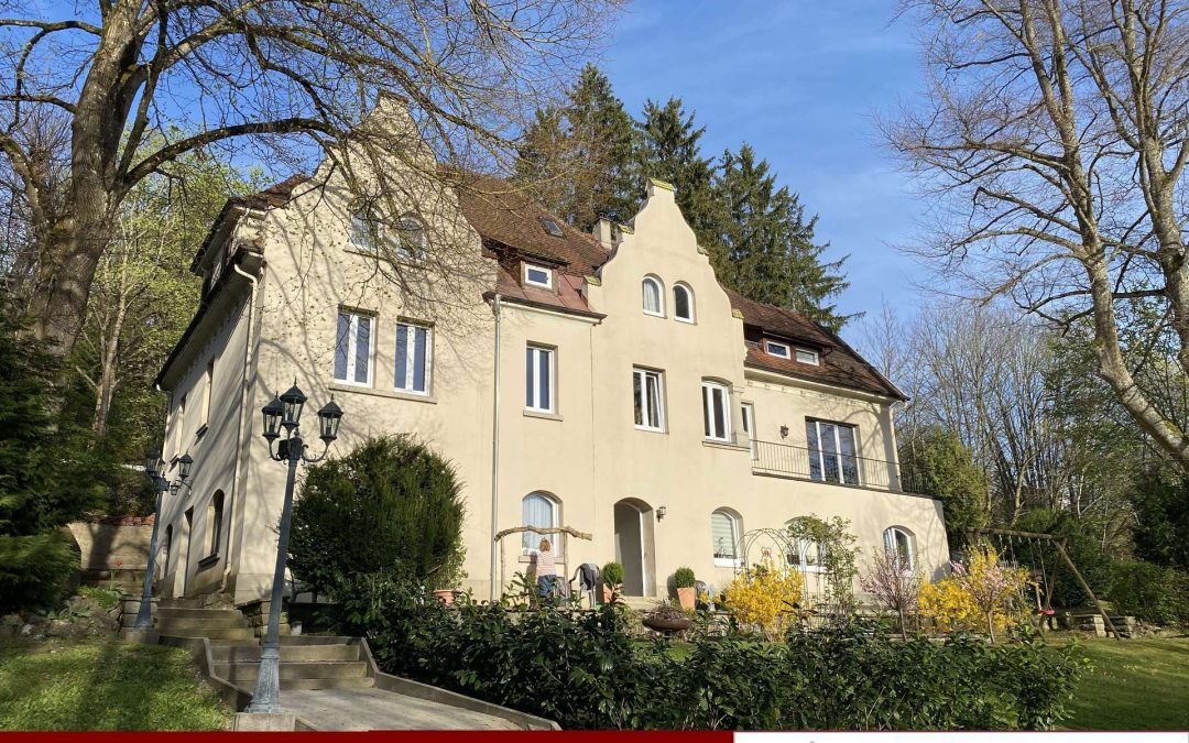 JUGENDSTILVILLA TOP SANIERT: 4-Familienhaus in Tailfingen
