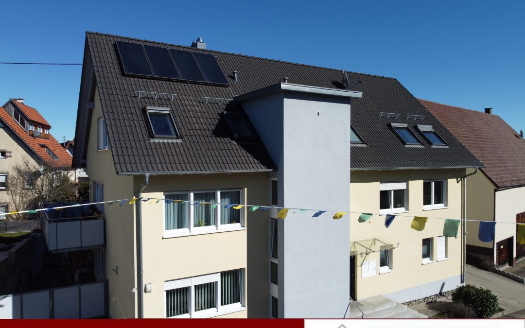 PERFEKTE WOHNUNG: Terrasse und Gartenanteil, Erzingen