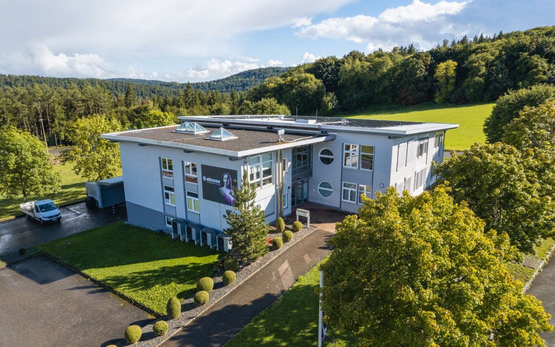 ENERGIEEFFIZIENT UND MODERN: Büro, Halle, Lager bei Stetten a. k. M.